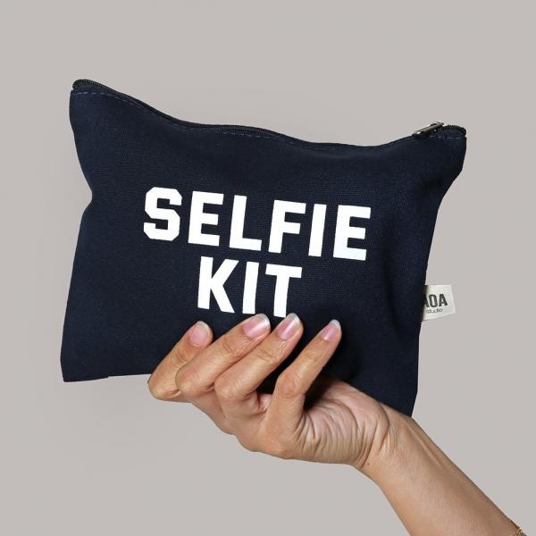 Косметичка - Selfie Kit